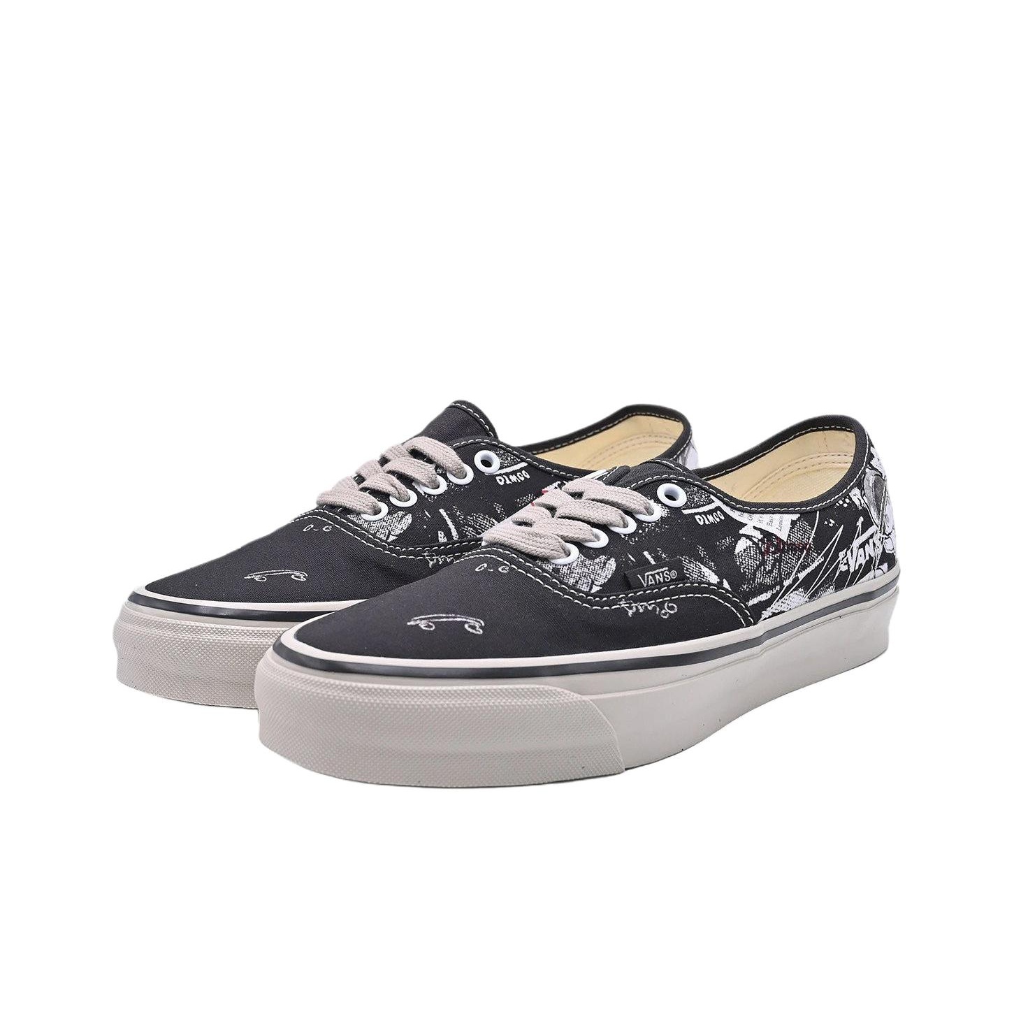 Vans x POP MART Authentic 44 L - огляд і ціна Vans Shoes Authentic