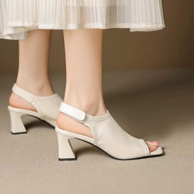 French Style Ultra Soft Leathe - огляд і ціна Casual Sandal Leather